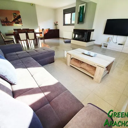 بيت للعطل Bay Arachovitika